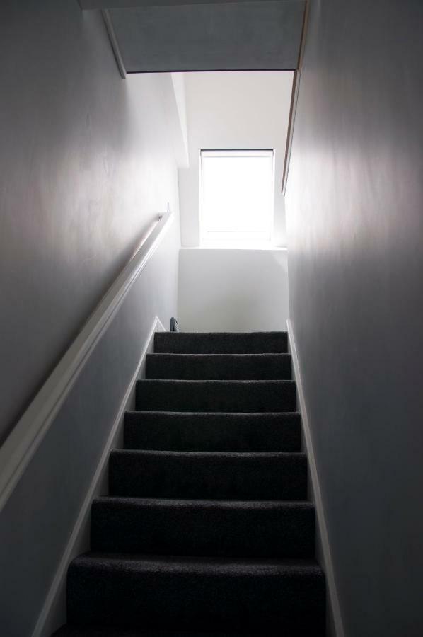 The Square Guest Apartment Stewartstown Esterno foto