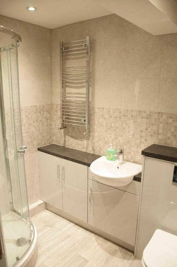 The Square Guest Apartment Stewartstown Esterno foto